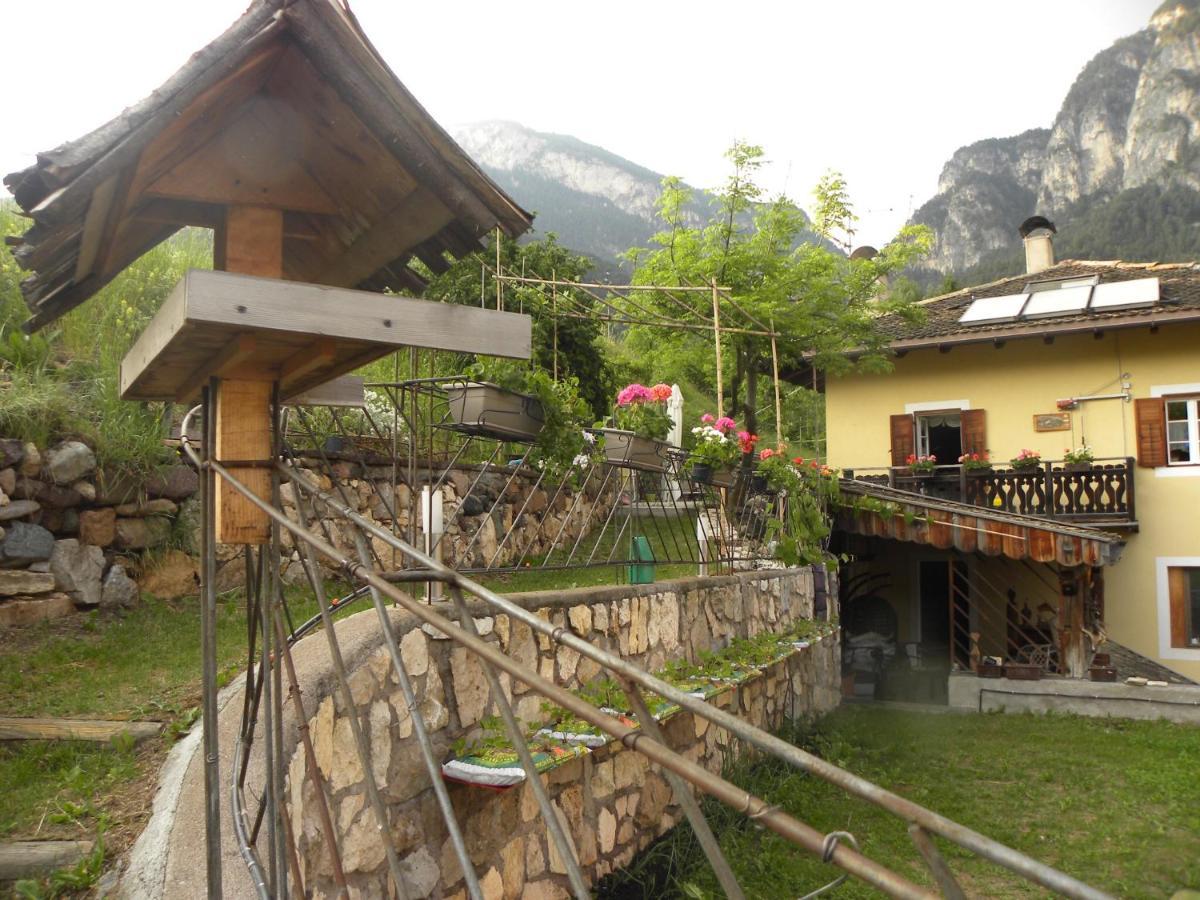 B&B La Casa Delle Bambole Panchià Exterior foto